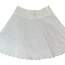 Load image into Gallery viewer, White 100% Cotton A-line Eyelet Skirt Size 14