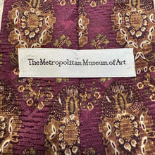 Load image into Gallery viewer, Met Silk Tie Paisley Medallion