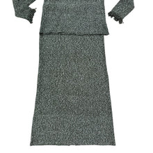 Load image into Gallery viewer, Vintage 90s Two-Piece Knit Long Skirt Set Size Medium