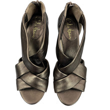 Load image into Gallery viewer, Clarks Bronze Leather Wedge Sandals