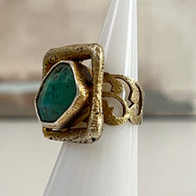 Load image into Gallery viewer, Vintage 925 Turquoise Bezel Set Statement Ring Size 6 3/4