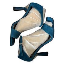 Load image into Gallery viewer, Franco Sarto Teal Blue Ankle Strap Sandal Size 7