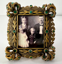 Load image into Gallery viewer, Edgar Berebi Limited Edition Miniature Portrait Frame & Screwdriver