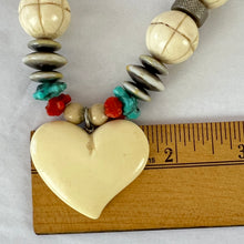 Load image into Gallery viewer, Heart Collar Women Necklace 15.5"