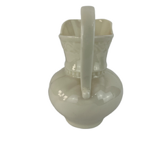 Load image into Gallery viewer, LENOX China Colonial Creamer