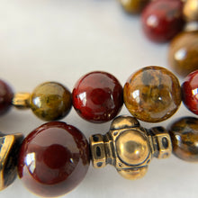 Load image into Gallery viewer, Vintage Polished Stone Bead Necklace 24"