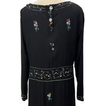 Load image into Gallery viewer, Vintage Hand Painted Papy Boez Dress Size M/L