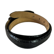 Load image into Gallery viewer, Ben Amun Silver Plate Equestrian Buckle Croc Embossed Leather Belt Size Medium