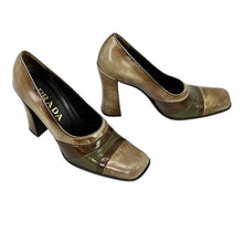 Load image into Gallery viewer, VTG Prada Square Toe Block Heel 37 Size 6.5
