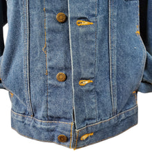 Load image into Gallery viewer, VTG Wrangler Trucker Jacket  USA Size Large
