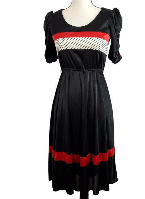Vintage 80s Black Short Sleeve Dress Size Smalll