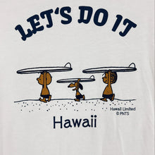Load image into Gallery viewer, Suntan Snoopy Hawaii T-Shirt Size Medium
