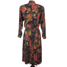 Load image into Gallery viewer, Long Sleeve Vintage Rayon Boho Floral Dress Size 6
