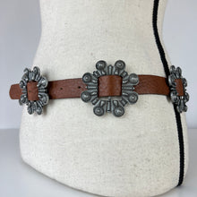 Load image into Gallery viewer, Vintage Brown Leather Concha Belt Size 32&quot;
