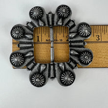 Load image into Gallery viewer, Vintage Brown Leather Concha Belt Size 32&quot;

