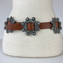 Load image into Gallery viewer, Vintage Brown Leather Concha Belt Size 32&quot;
