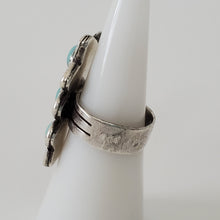 Load image into Gallery viewer, Vintage Native American Turquoise Ring 925 Silver Size 5.5
