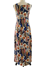Load image into Gallery viewer, Vtg Hawaiian Print Shift Dress Hibiscus Surfboard Pattern Size Small 100% Cotton
