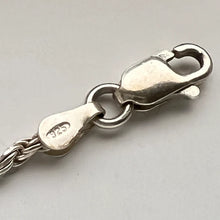 Load image into Gallery viewer, Vintage Italy 925 Wheat Chain Necklace 24&quot;
