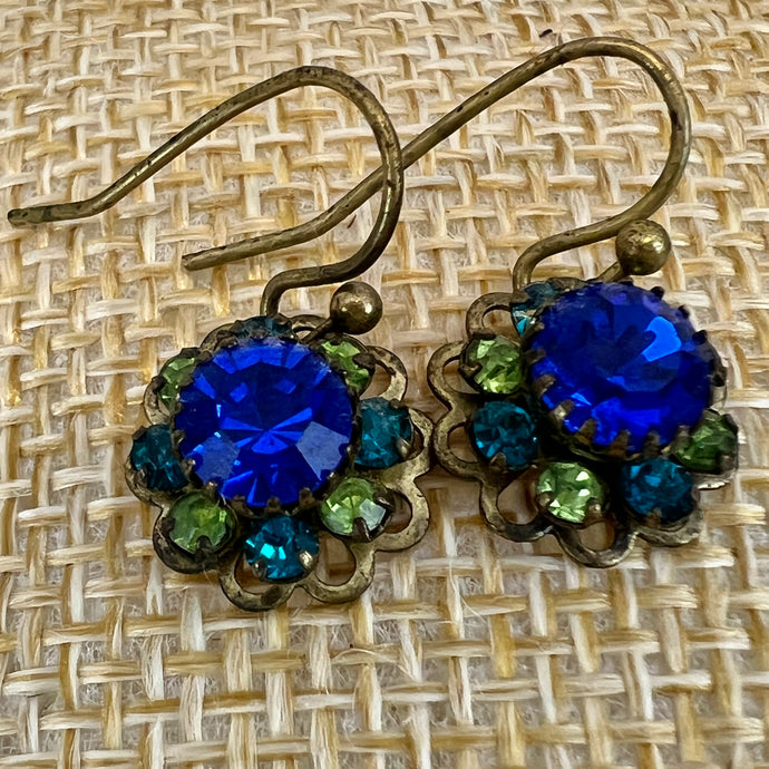 Vintage Kitsch Blue and Green Cluster Prong Set Stones Flower Earrings 