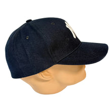 Load image into Gallery viewer, New Era New York Yankees Fitted Hat Size 7 1/2 Black MLB Cap
