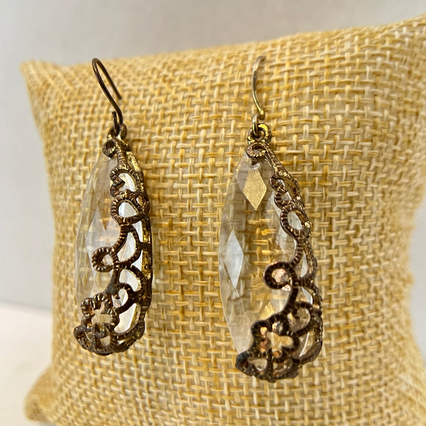 Elegant Faceted Teardrop Dangle Earrings 2