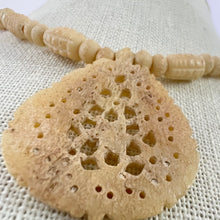 Load image into Gallery viewer, Vintage Ivory colored Hand-carved Necklace 15&quot;
