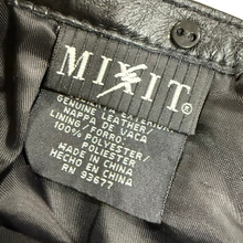 Load image into Gallery viewer, Vintage 90s Black Soft Genuine Leather Pencil Skirt Size 6/27
