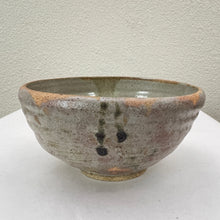 Load image into Gallery viewer, Small Vintage Studio Pottery Bowl Signed
