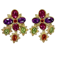 Load image into Gallery viewer, Gerard Yosca Large Bold Gold Statement Clip On
