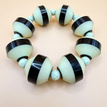 Load image into Gallery viewer, Mid-Century Mod Black &amp;Cream Saucer Bead Stretch Bracelet
