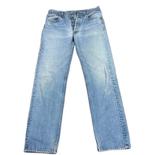 Load image into Gallery viewer, VTG 90s Levi's 501 Button Fly Jeans 30
