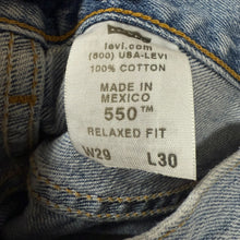 Load image into Gallery viewer, Vintage Levi’s 550 Relaxed Fit Jeans Size 27
