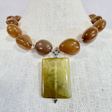 Load image into Gallery viewer, 70s Agate Stone Pendant Necklace 800 Silver Clasp
