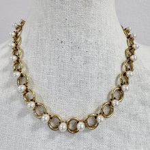Load image into Gallery viewer, Vintage Gold-Tone Link &amp; Faux Pearl Collar 16"
