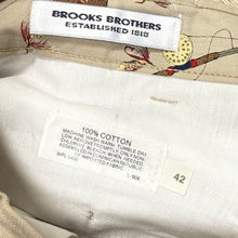 Load image into Gallery viewer, Vintage Brooks Brothers Fly Fishing Cotton Shorts Size 40
