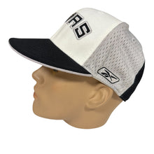 Load image into Gallery viewer, VTG San Antonio Spurs Fitted Cap Size 7 1/8
