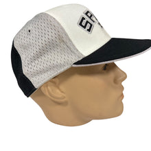 Load image into Gallery viewer, VTG San Antonio Spurs Fitted Cap Size 7 1/8
