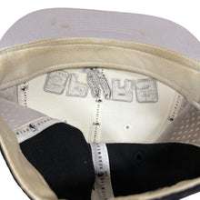 Load image into Gallery viewer, VTG San Antonio Spurs Fitted Cap Size 7 1/8
