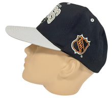 Load image into Gallery viewer, Mitchell &amp; Ness Los Angeles Kings Black &amp; Silver Script Snapback Hat
