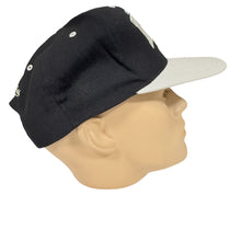 Load image into Gallery viewer, Mitchell &amp; Ness Los Angeles Kings Black &amp; Silver Script Snapback Hat
