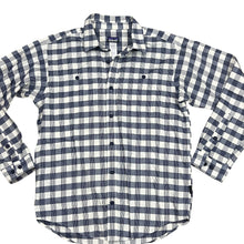 Load image into Gallery viewer, Patagonia Organic Cotton Button-Up Shirt Size Small
