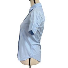 Load image into Gallery viewer, Rochelle Behrens “The Shirt” Anti-Gape Button Down Pale Blue Size XS
