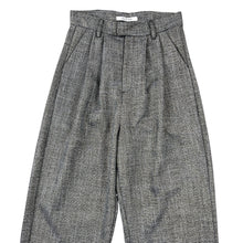 Load image into Gallery viewer, Front Pleat Wide Legs Trousers Size Small
