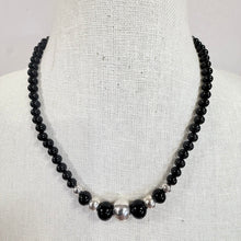 Load image into Gallery viewer, Vintage 925 Black Onyx Graduated Bead Necklace 18"
