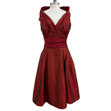 Load image into Gallery viewer, 100% Silk V-Neck Fit-&amp;-Flare Formal Dress Size 10
