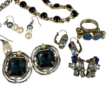 Load image into Gallery viewer, Vintage Jewelry Lot
