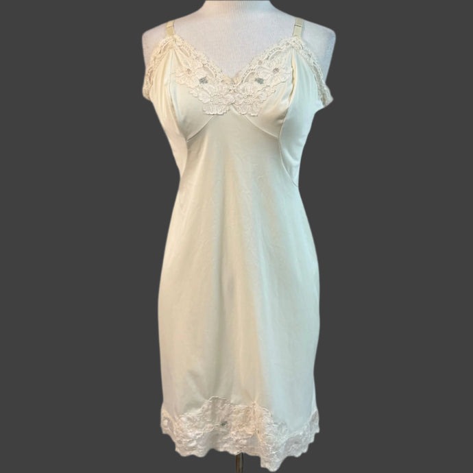 VTG 50s Lace Trim Ivory Slip Dress Blue Floral Embroidery