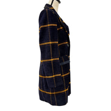 Load image into Gallery viewer, VTG Corduroy Plaid Coat Jacket Size Medium
