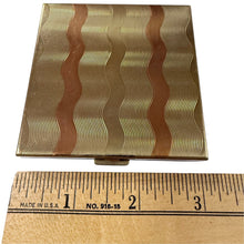 Load image into Gallery viewer, 1950s Two-Tone Geometric  Powder Compact
